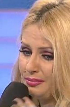 Andreea incepe sa planga ori de cate ori isi aduce aminte de bebelusul care a murit