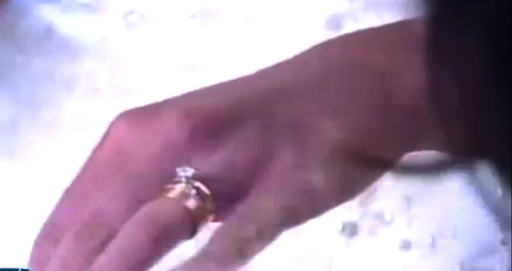 Verigheta de pe mana Biancai e semn ca a devenit mireasa lui Victor