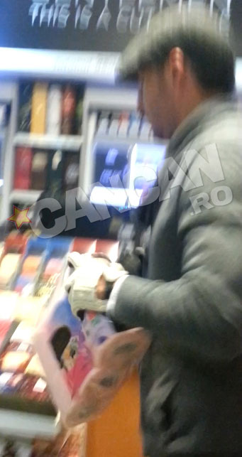 Alegerea Printului de a traversa Bucurestiul ca sa isi cumpere hartie igienica a fost cel putin ciudata