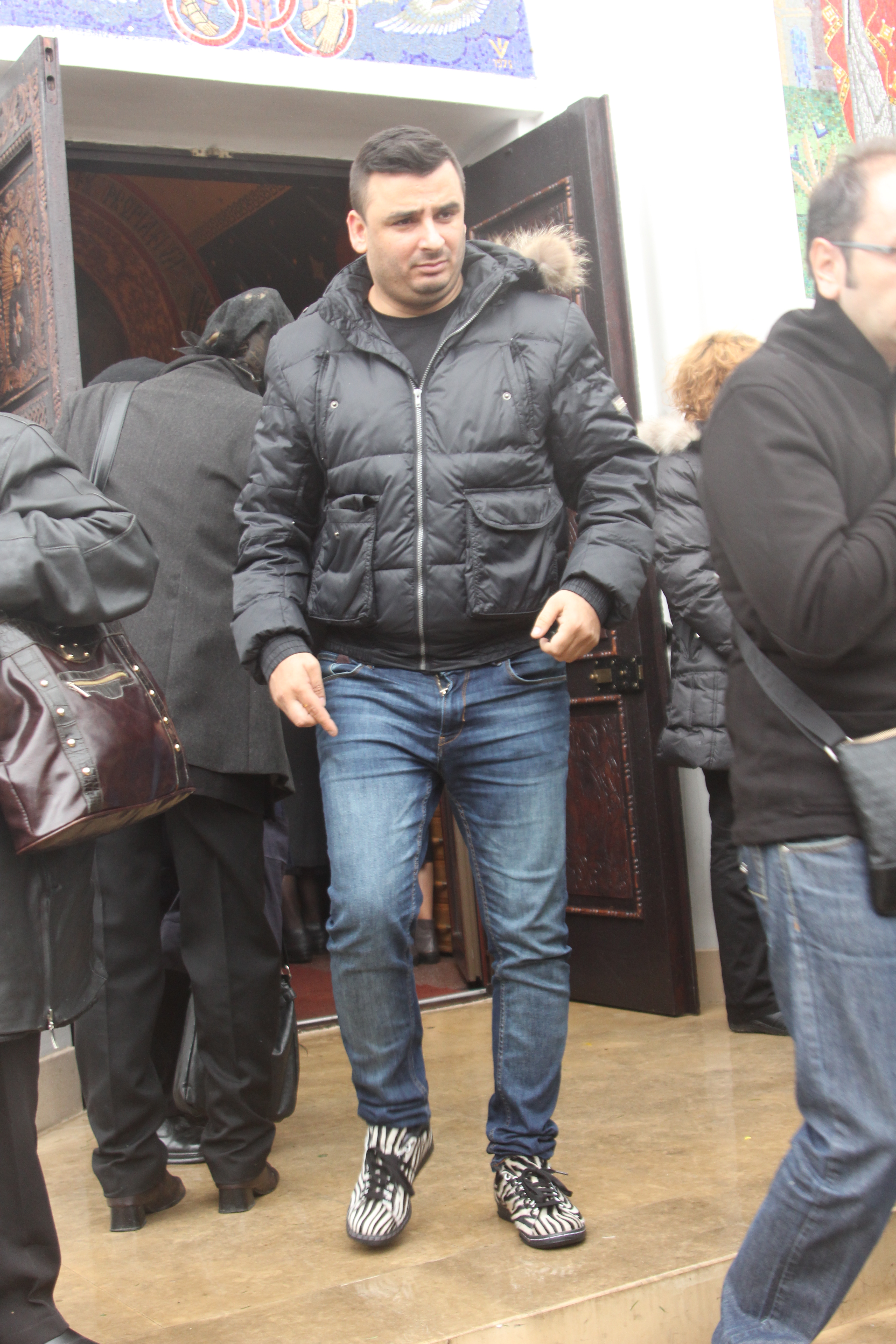 In ciuda faptului ca au existat si neintelegeri intre ei, Liviu Guta nu a putut sa nu fie alaturi de prietena lui