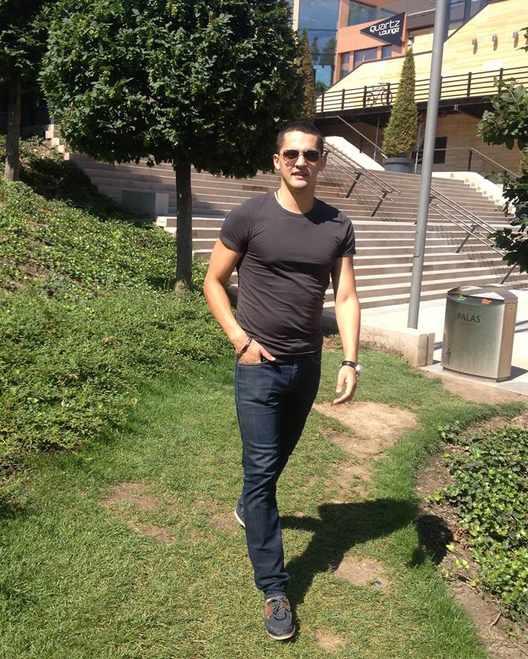 Stefan castigase extrem de multe titluri si medalii, insa avea un trai destul de modest