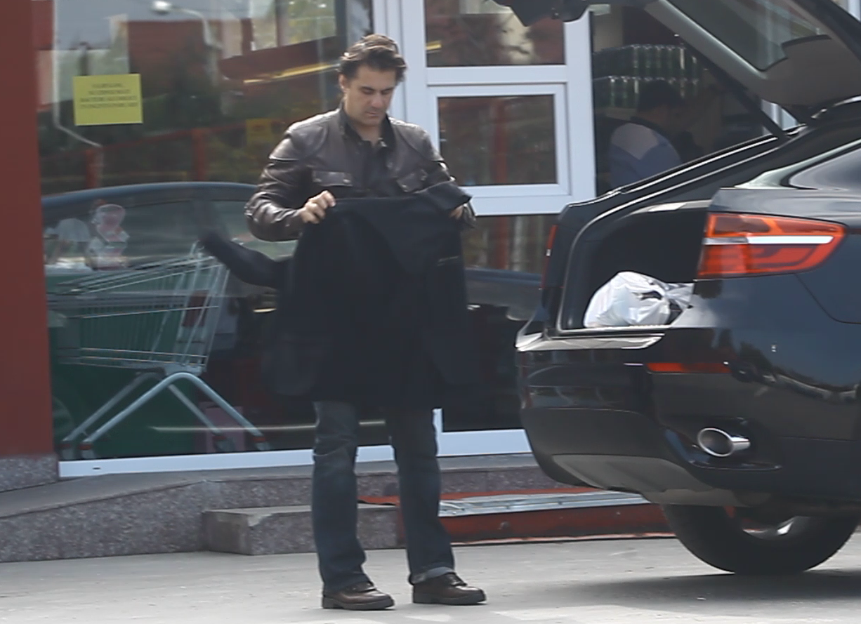 Marian este mandrul posesor al unui bolid de lux