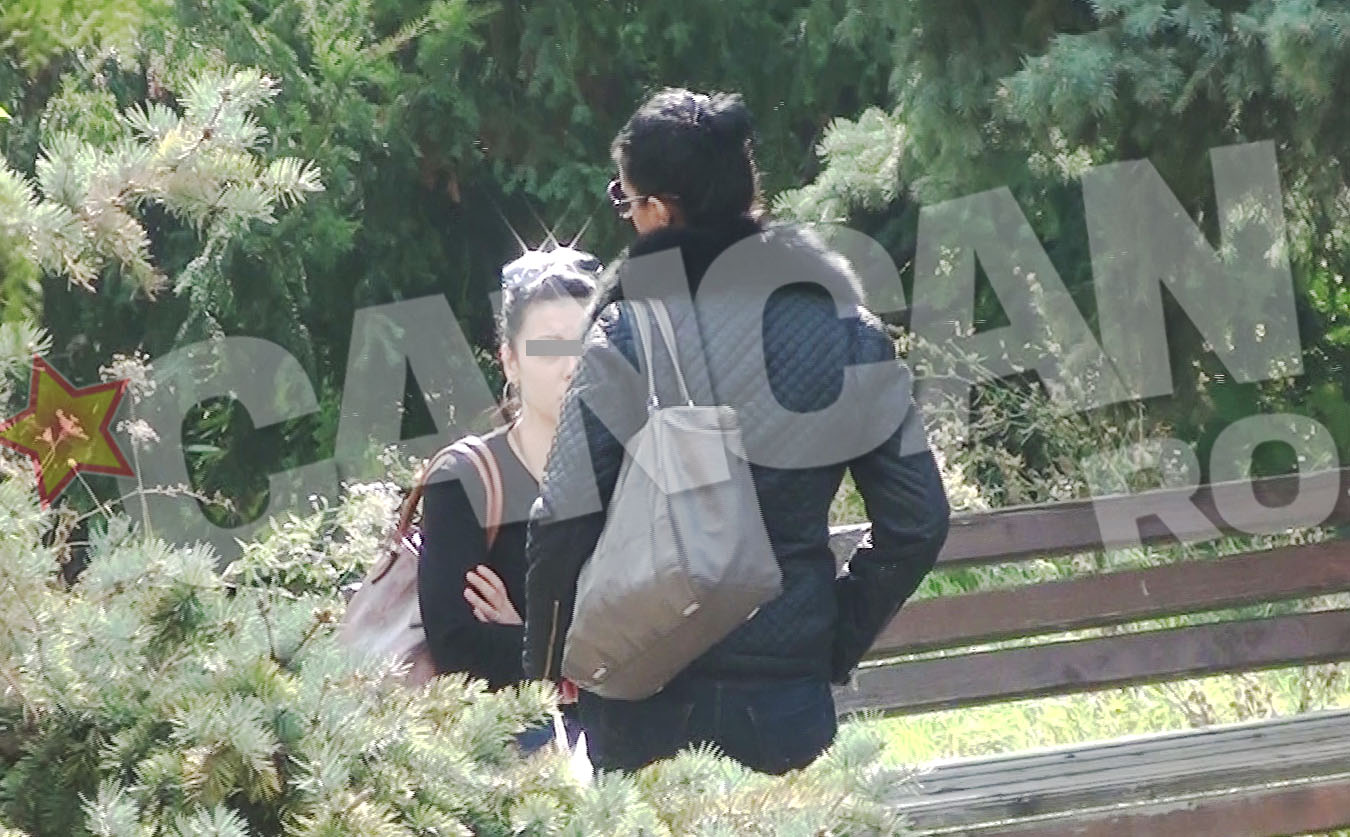 Mama Antoniei incerca parca sa se descarce in fata interlocutoarei ei