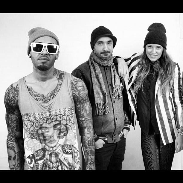 Velea, Cabron si Antonia