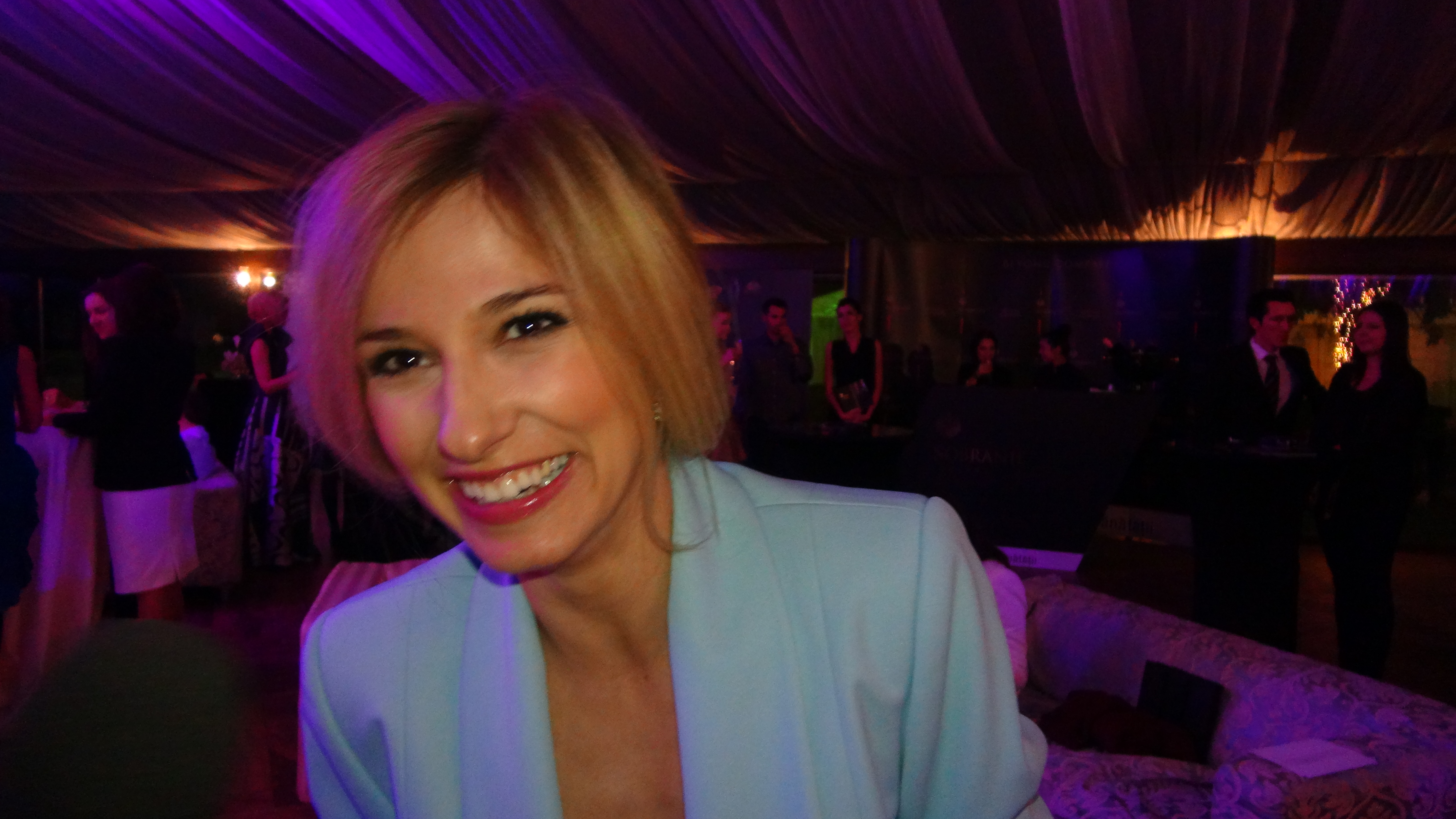 De cand a aflat ca este insarcinata, Dana Rogoz este in culmea fericirii