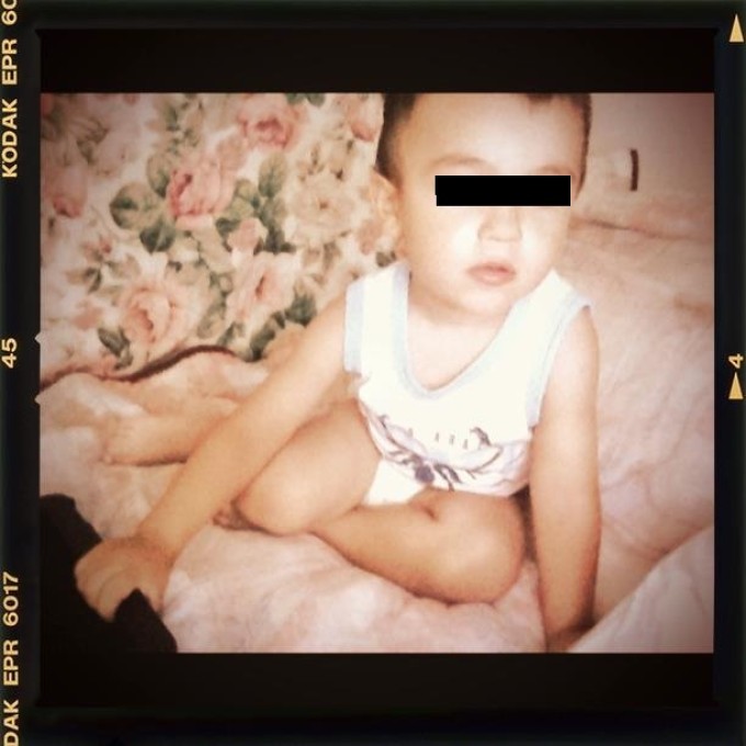 Artistul si sotia sa au mai dat o sansa mariajului lor de dragul baietelului pe care il au impreuna