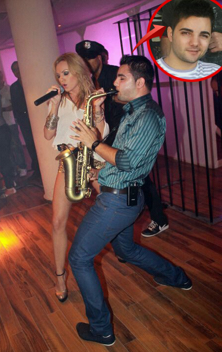 Cantareata si partenerul ei, Cosmin, s-au identificat practic cu brandul 