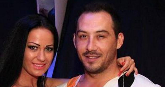 Cei doi se cunosc de cateva saptamani insa s-au mutat deja impreuna