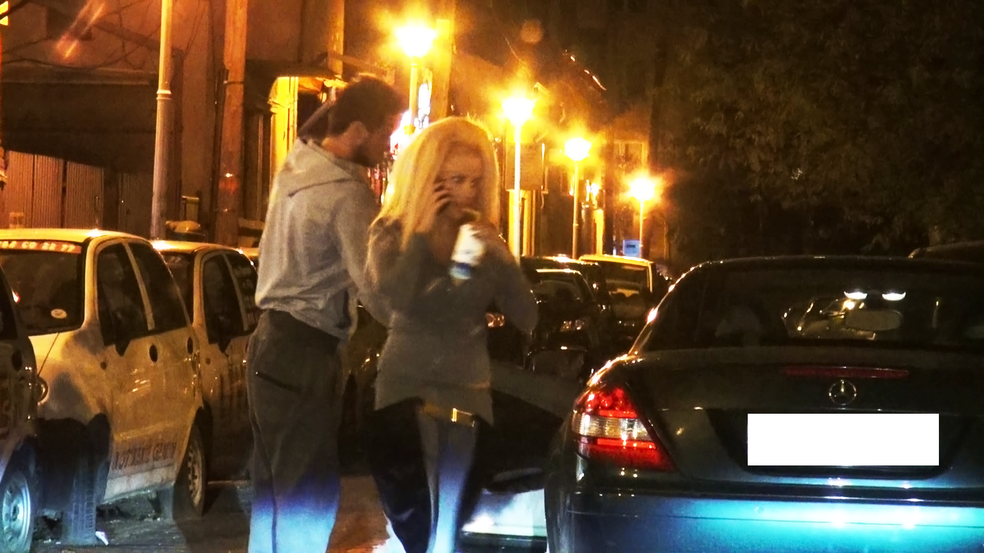 Sanzi isi soarbe linistita din bautura