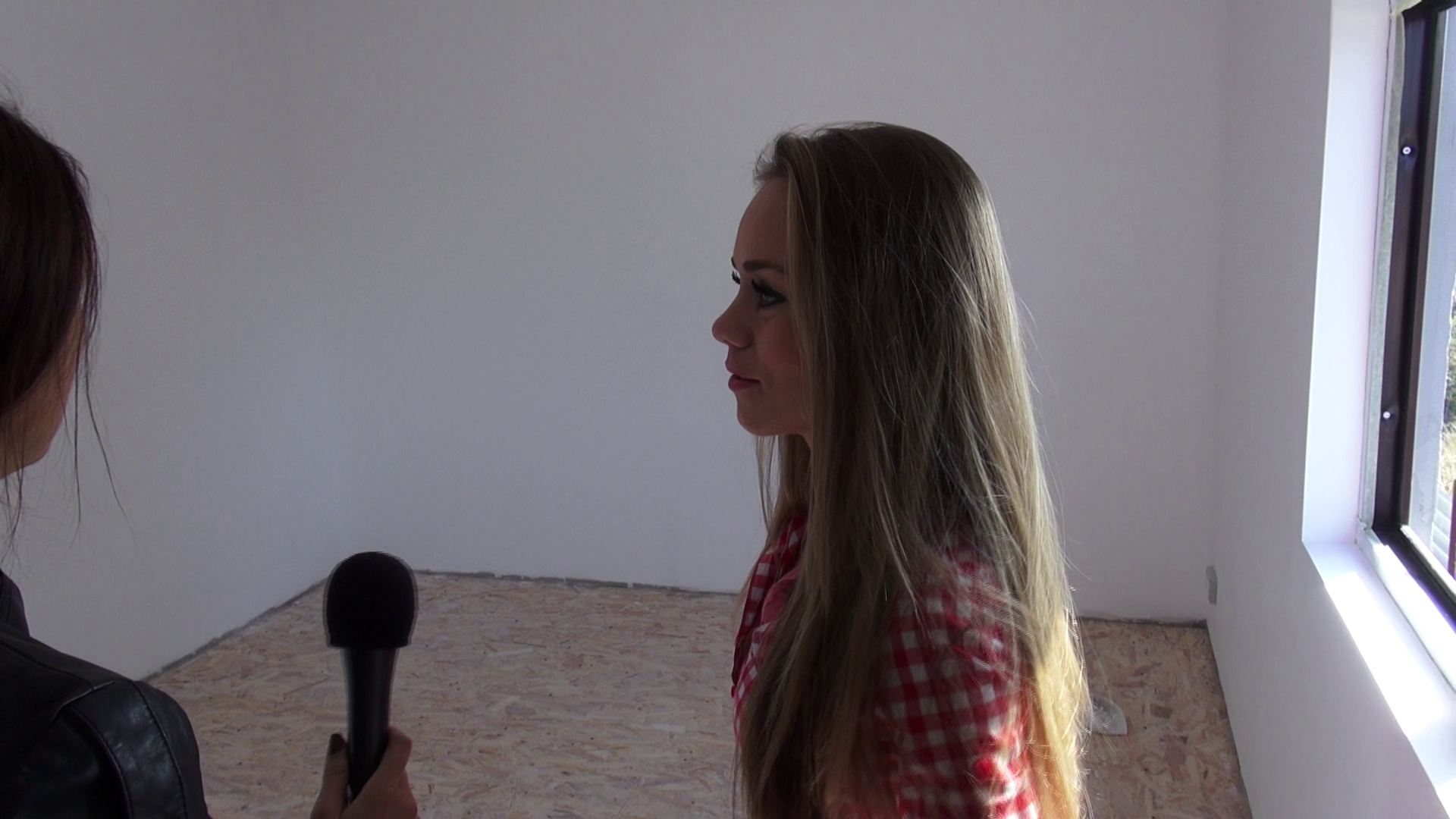 Dansatoarea a ales una dintre camerele de la etaj