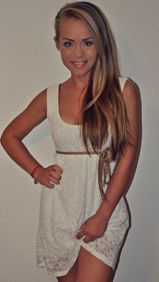 Tanara a trait fara apa curenta, incalzire si curent pana cand si-a construit propriul adapost