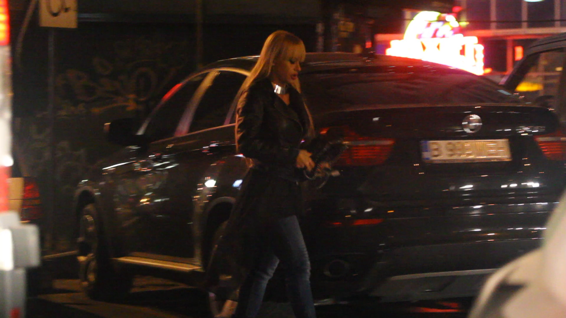 Anda ajunge suparata la locul de intalnire