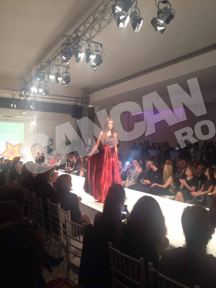 Bianca Drăguşanu se numără printre cele mai cotate fotomodele de la noi din ţară, acesta fiind motivul şi pentru care e atât de solicitată la cele mai importante prezentări de modă