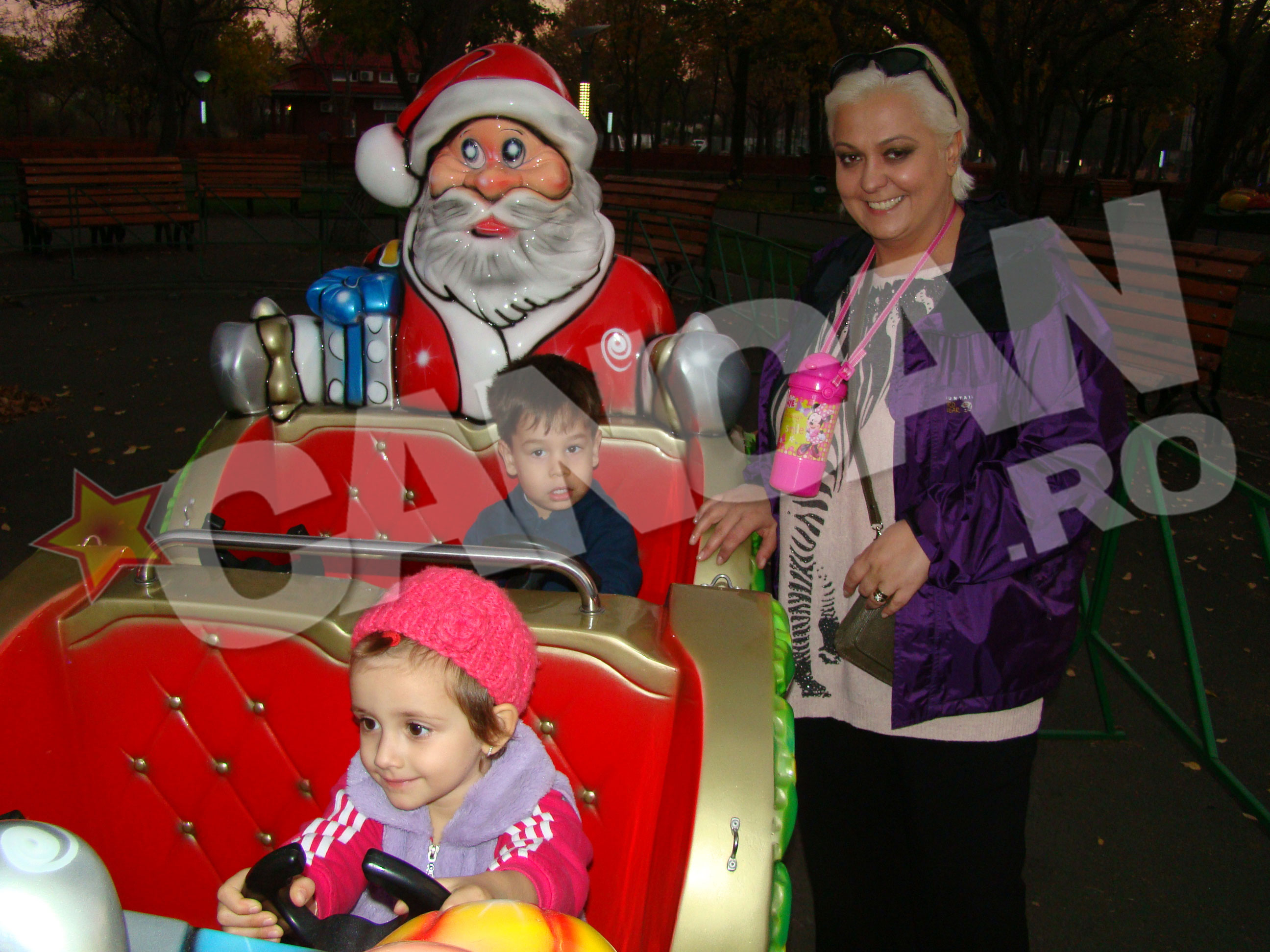 Monica i-a scos in parc pe Aviv si pe Roa