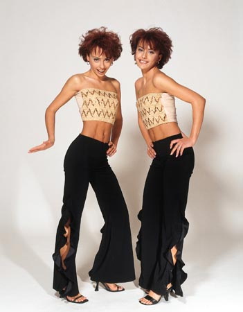 La inceputul carierei, fetele nu aveau sani evidenti