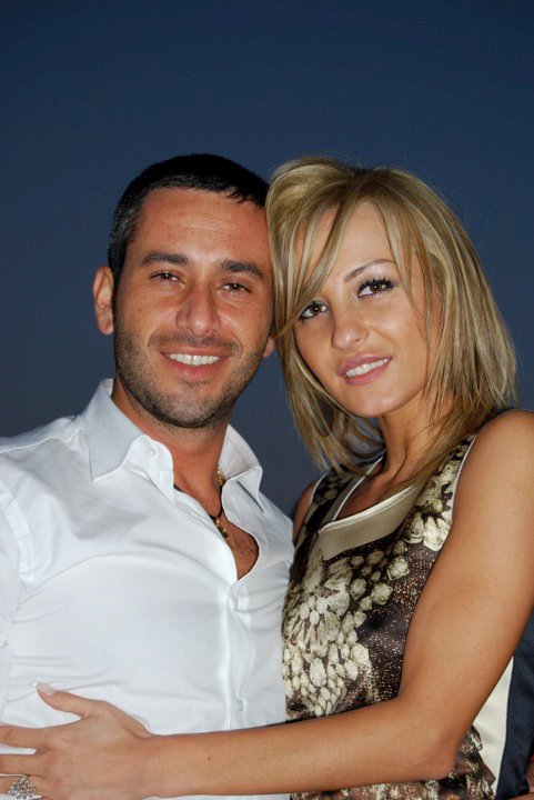 Flavia si iubitul ei, Pasquale, s-au cunoscut in 2008 in clubul in care ea lucra ca dansatoare