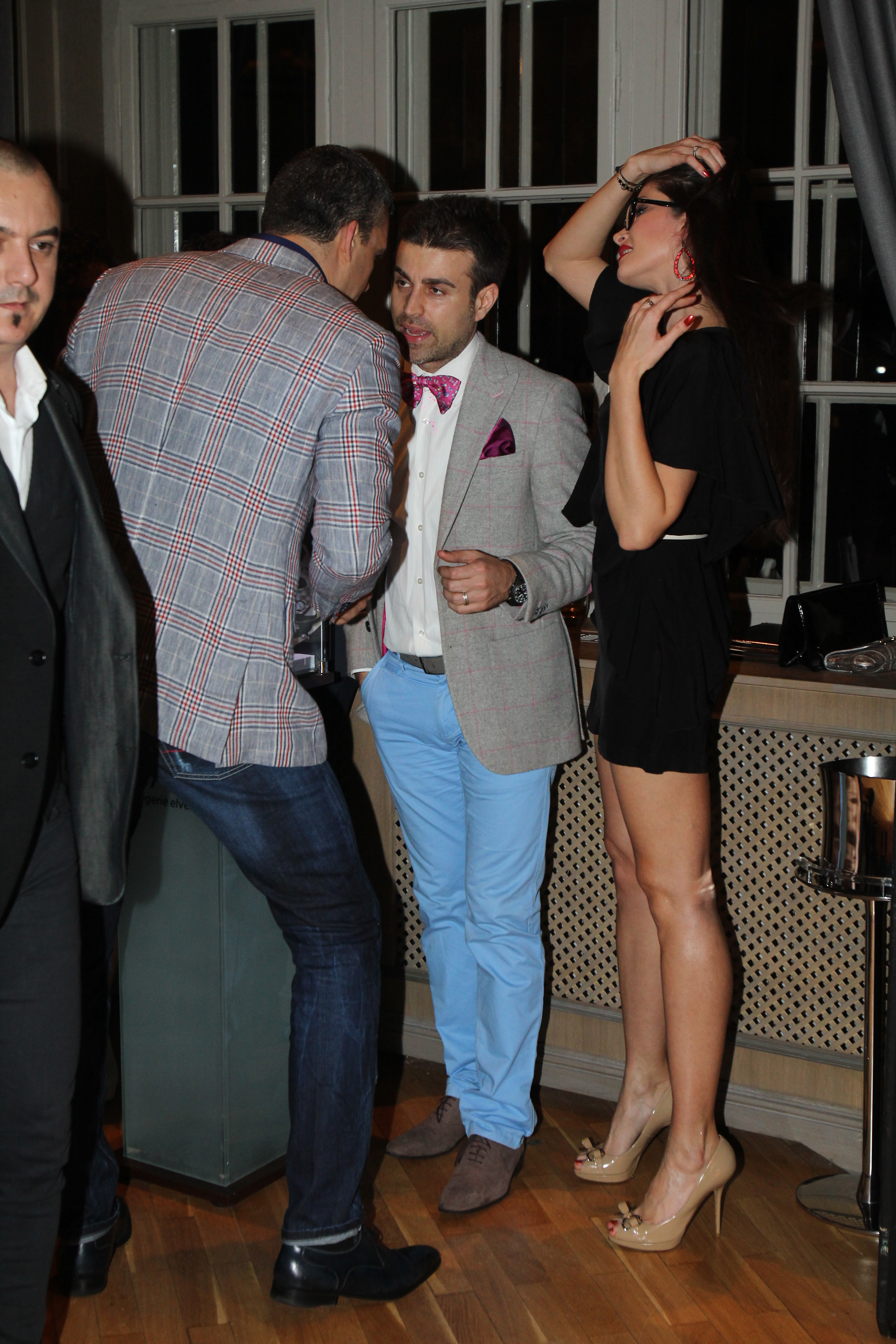 Aurelian si Alina au fost trasi la raspundere de logodnicul prezentatoarei, Viktor