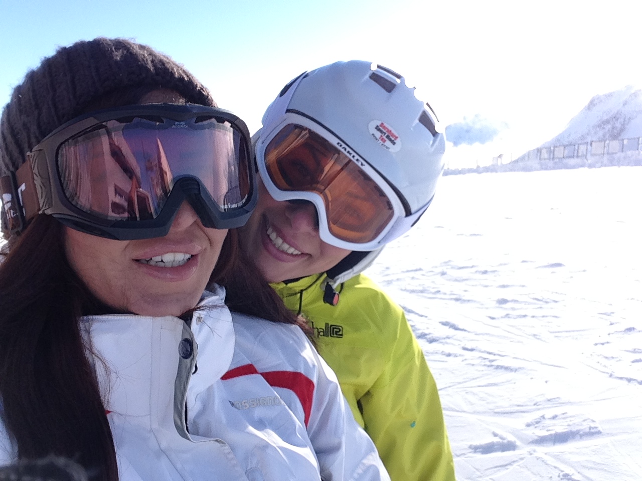 Andreea si Lorena au ramas prietene dupa 