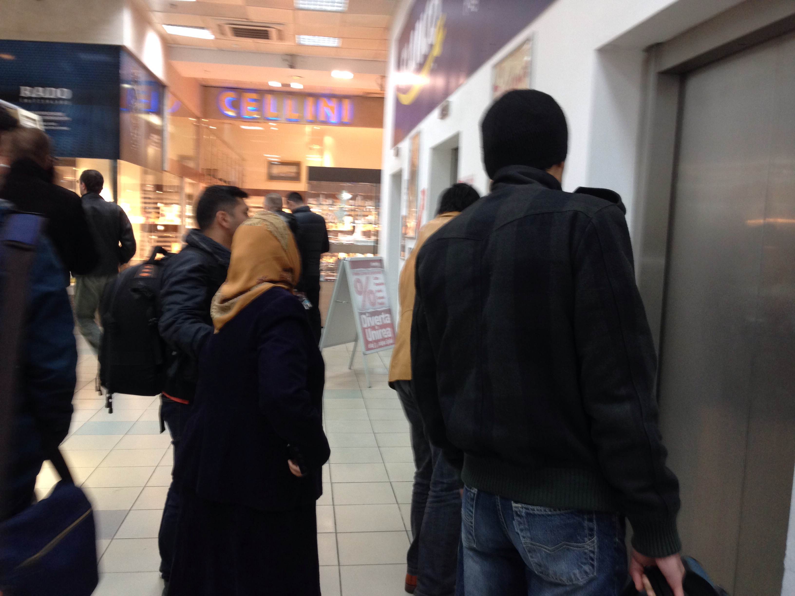 Impresarul manelistilor isi iubeste mama foarte mult