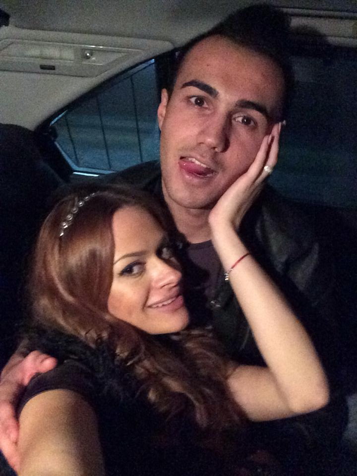 Relly este indragostita lulea de un baiat de bani gata