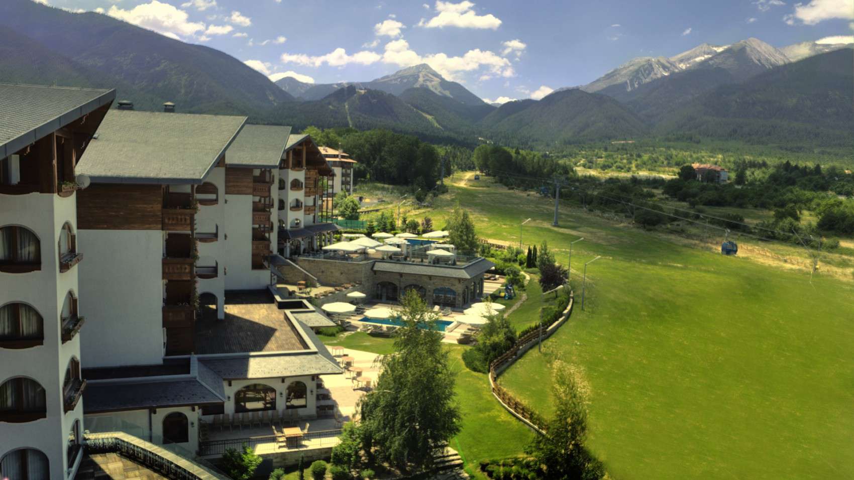 Acesta este un alt hotel in care va locui vedeta