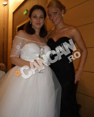 Artista s-a maritat anul trecut cu actorul Andrei Rosu