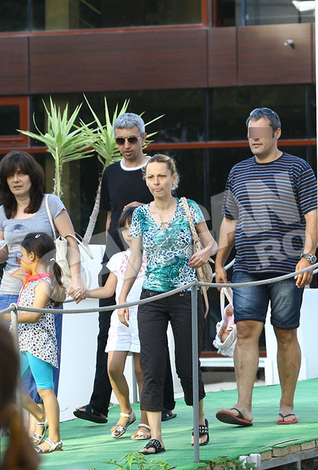 Familiile lui Dan si a Dianei se simt bine impreuna