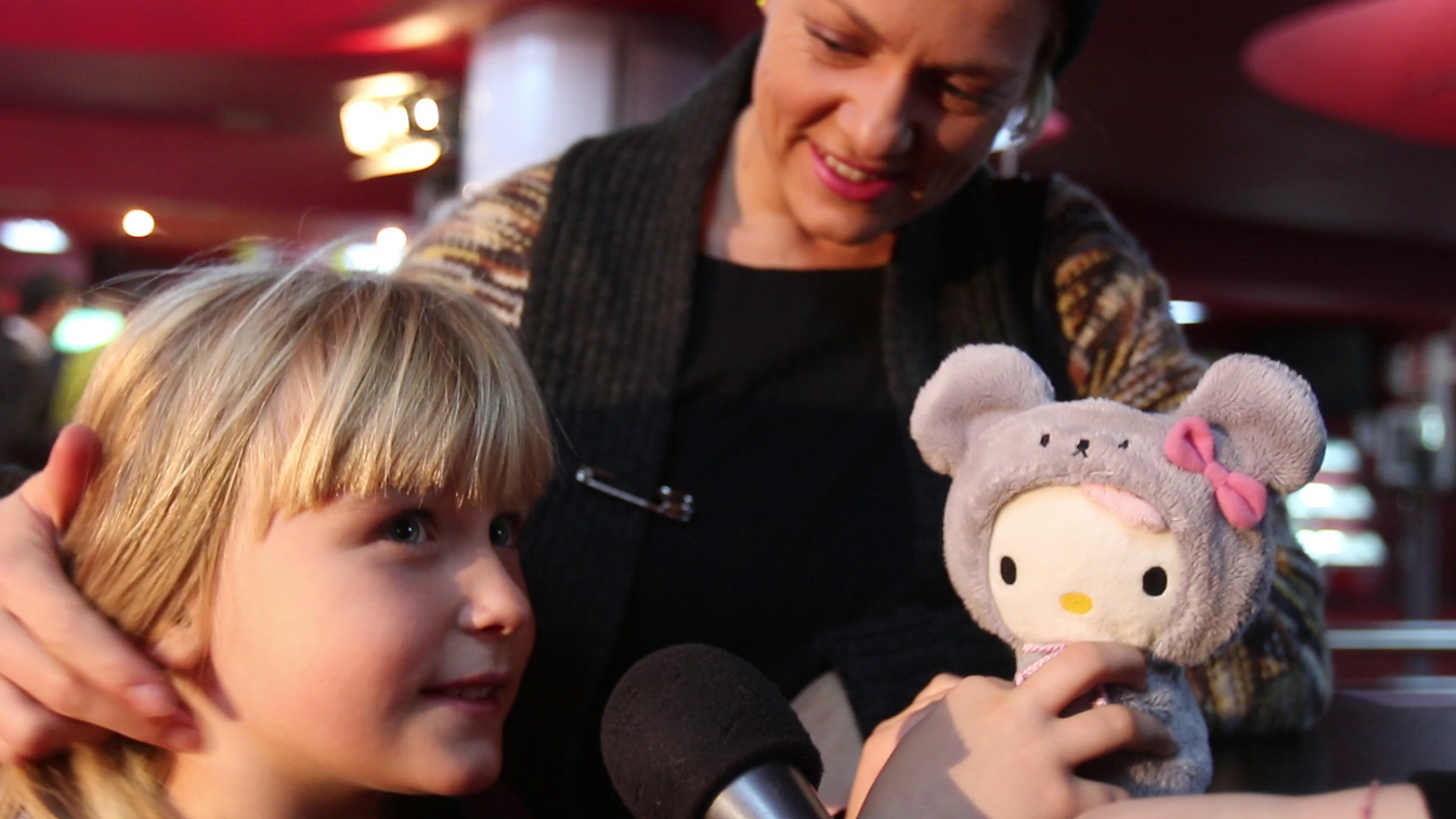 Sofia, fiica ei, e o adevarat domnisoara si seamana leit cu mama ei