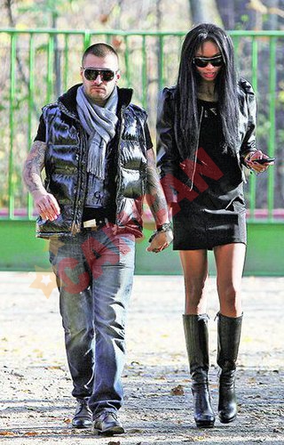 Laurette si Mihai s-au despartit definitiv in urma cu o luna