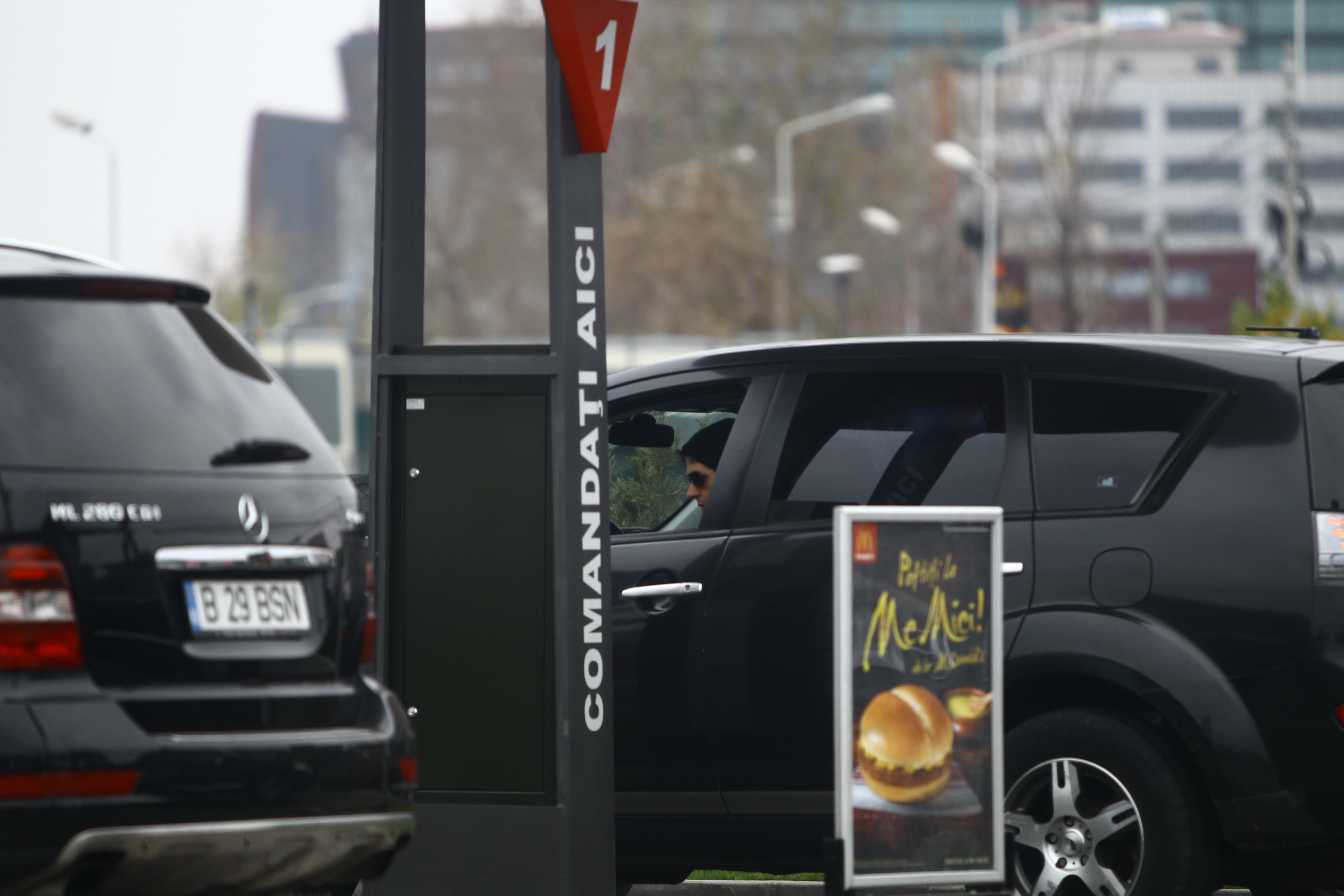 Cantaretul si-a luat de mancare, apoi a plecat spre vila unde urmeaza sa locuiasca cu Andreea Balan