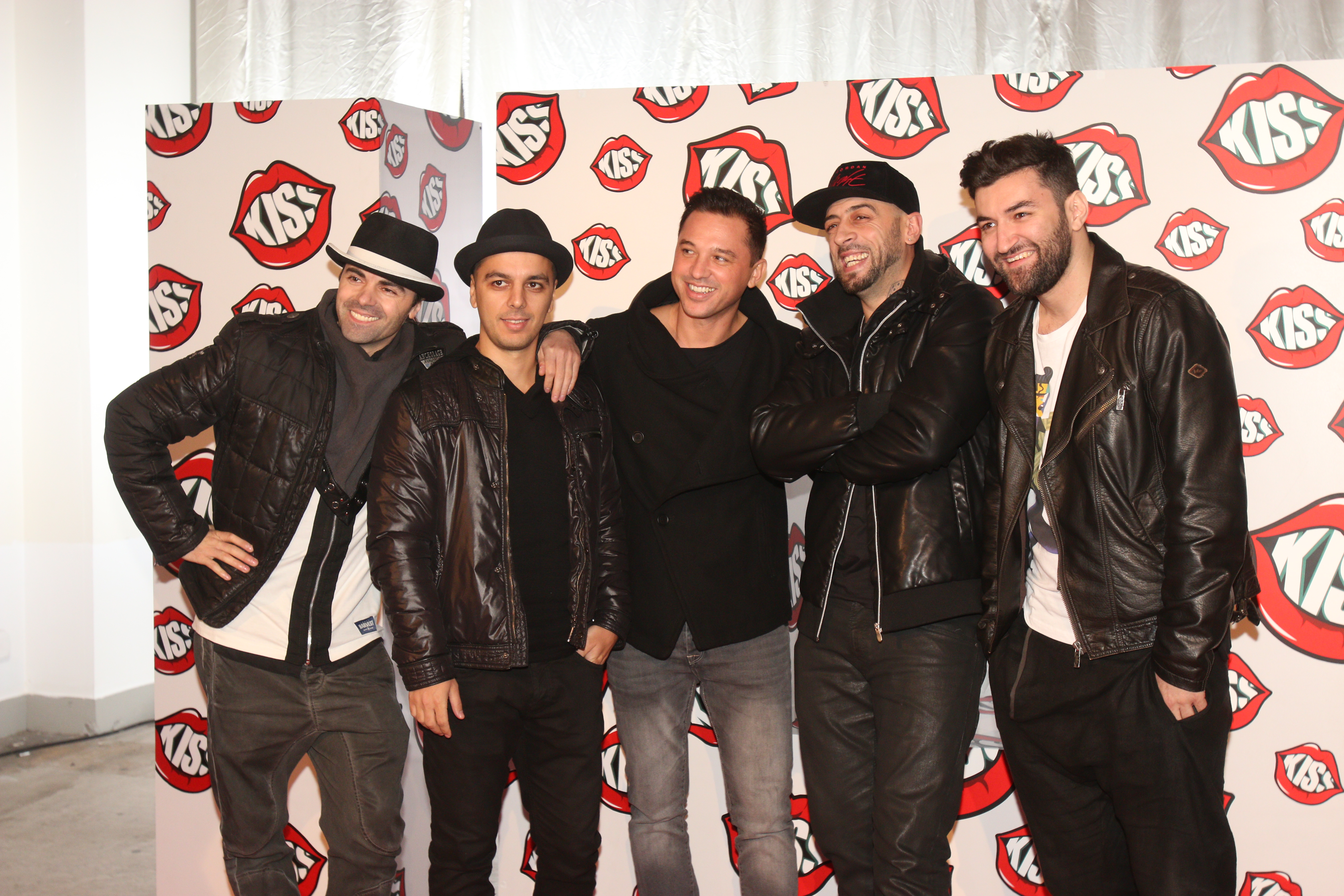 Nu exista persoana care sa nu aiba in garderoba cel putin o geaca de piele