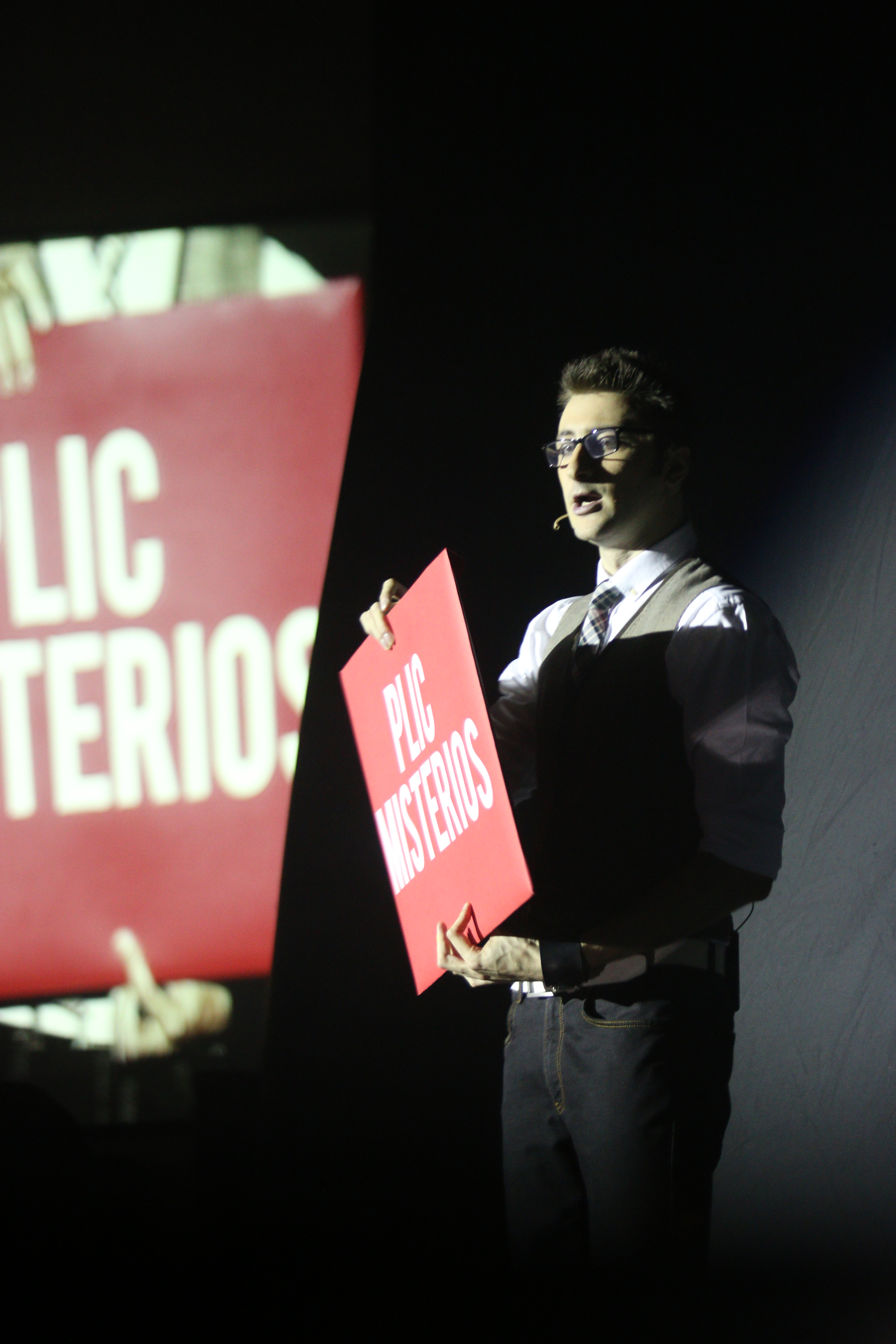 Vlad Grigorescu a deschis spectacolul Loredanei