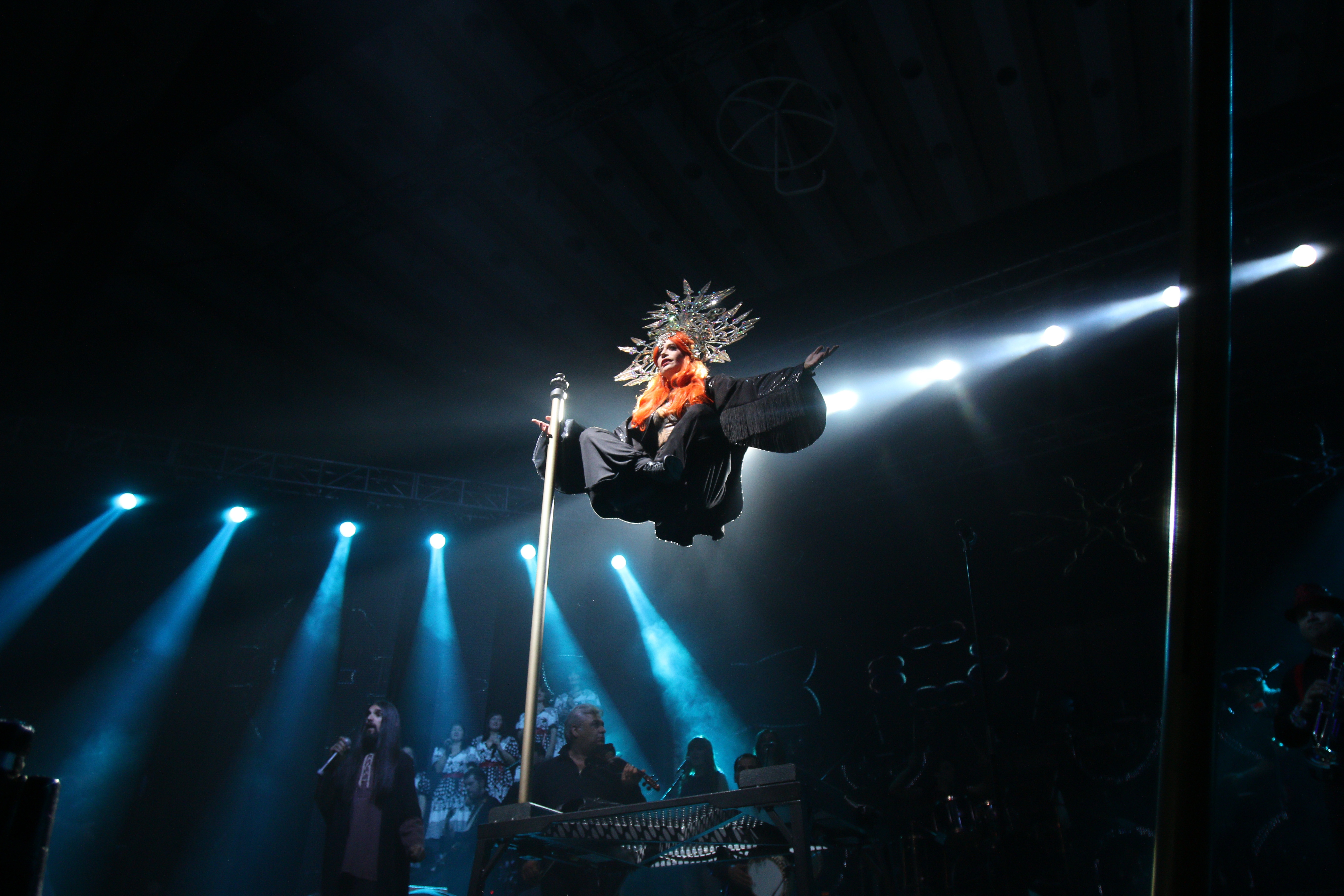 Loredana a levitat deasupra scenei