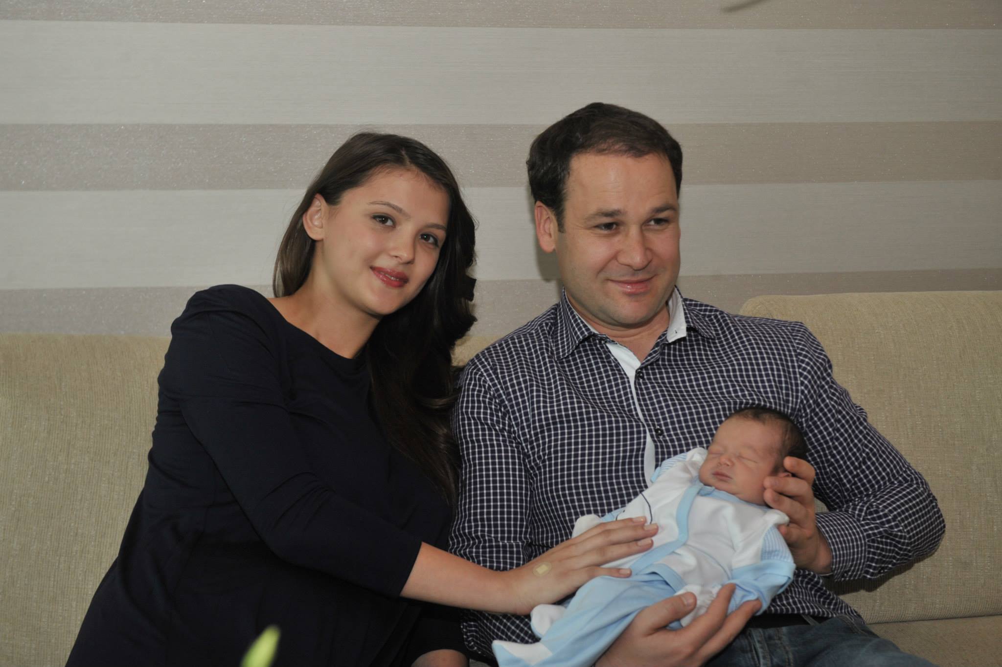 Negoita va organiza o petrecere de Revelion in Parcul Titan