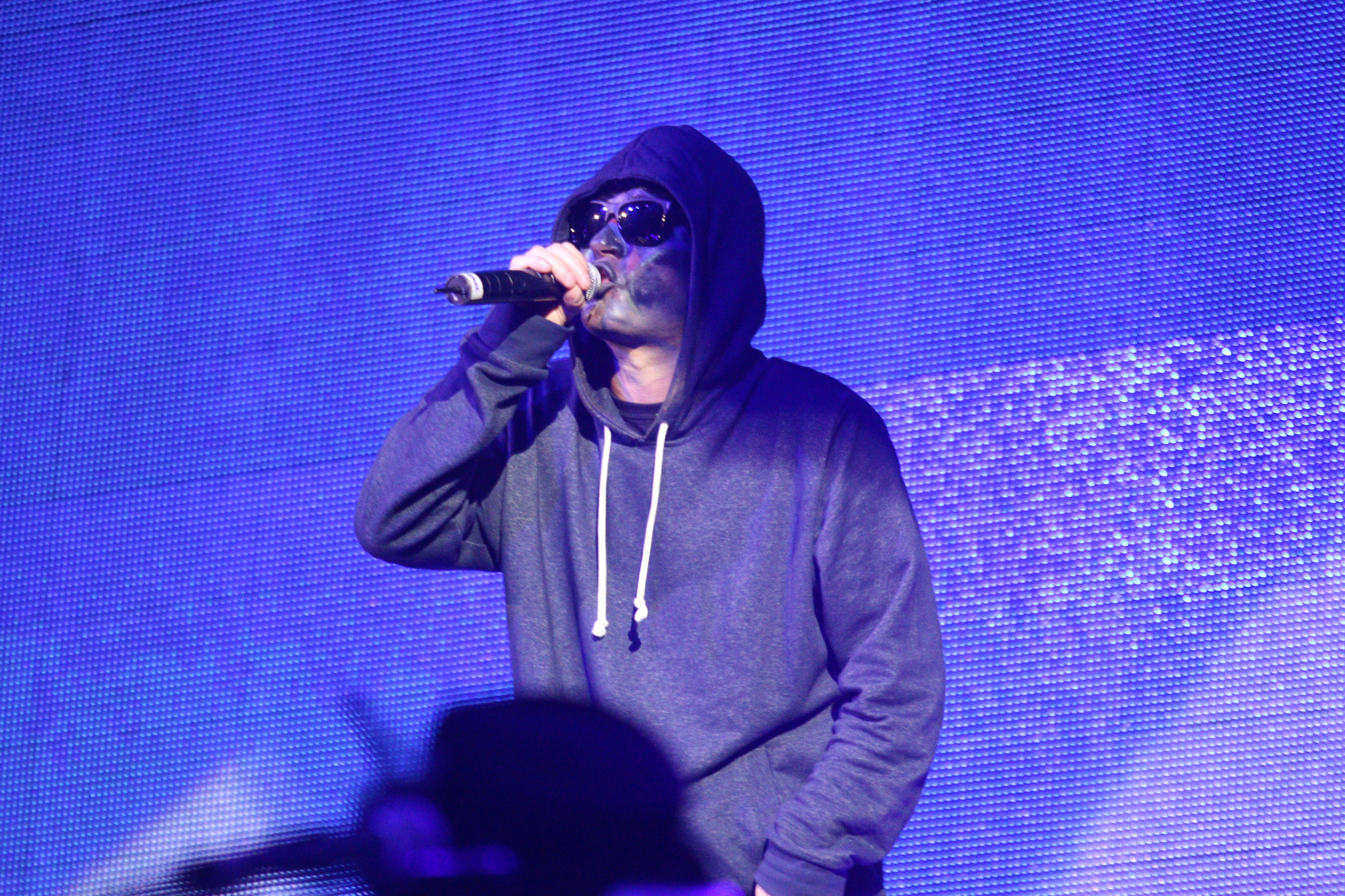 Vocalistul de la Carla's Dreams a urcat pe scena Salii Palatului alaturi de Loredana