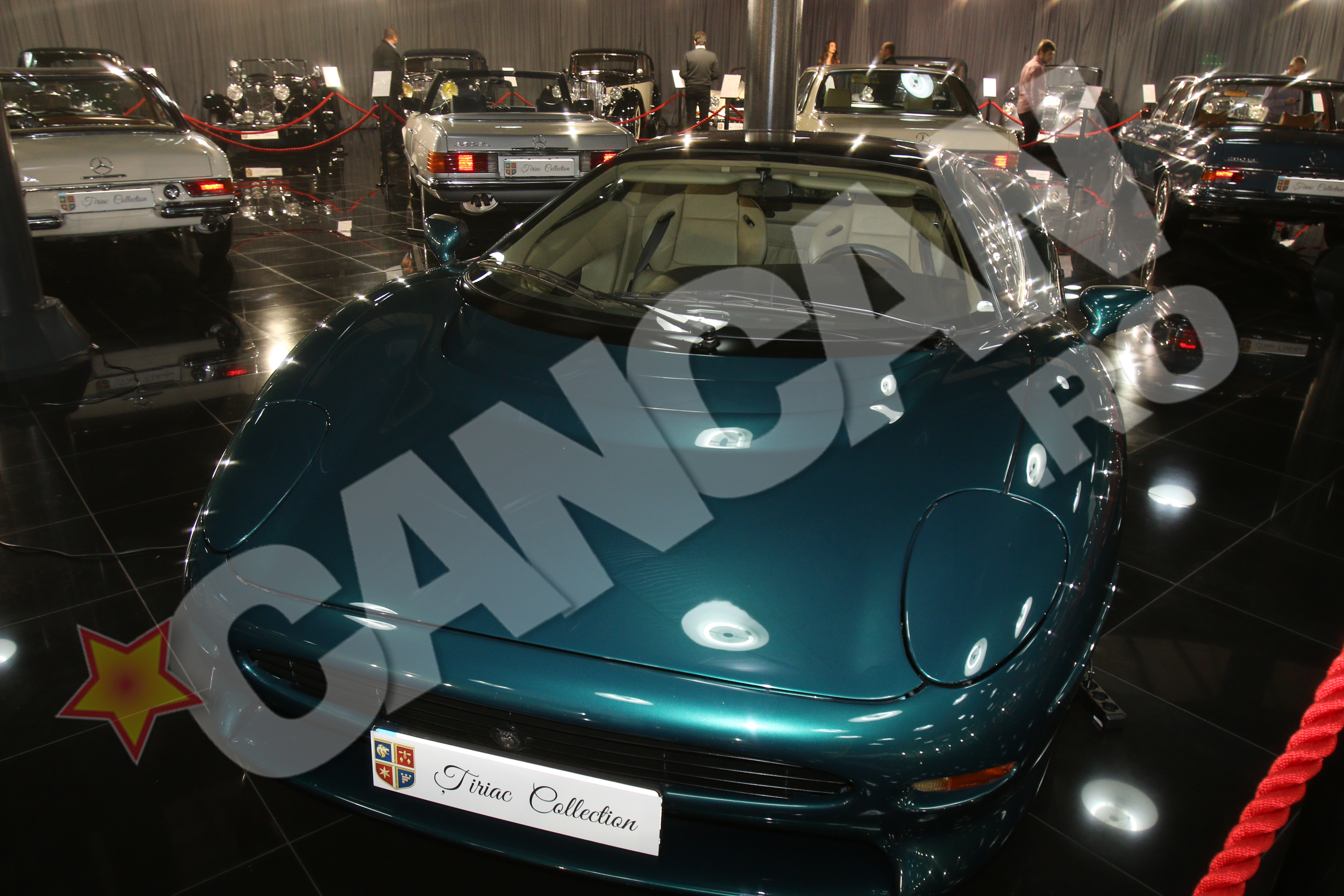 Acest model de Jaguar este una dintre cele mai rapide masini de serie, din vremea ei. Un model asemanator detine si Elton John