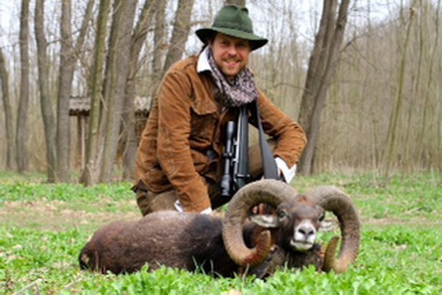 Fostul iubit al Madalinei Ghenea este un vanator impatimit