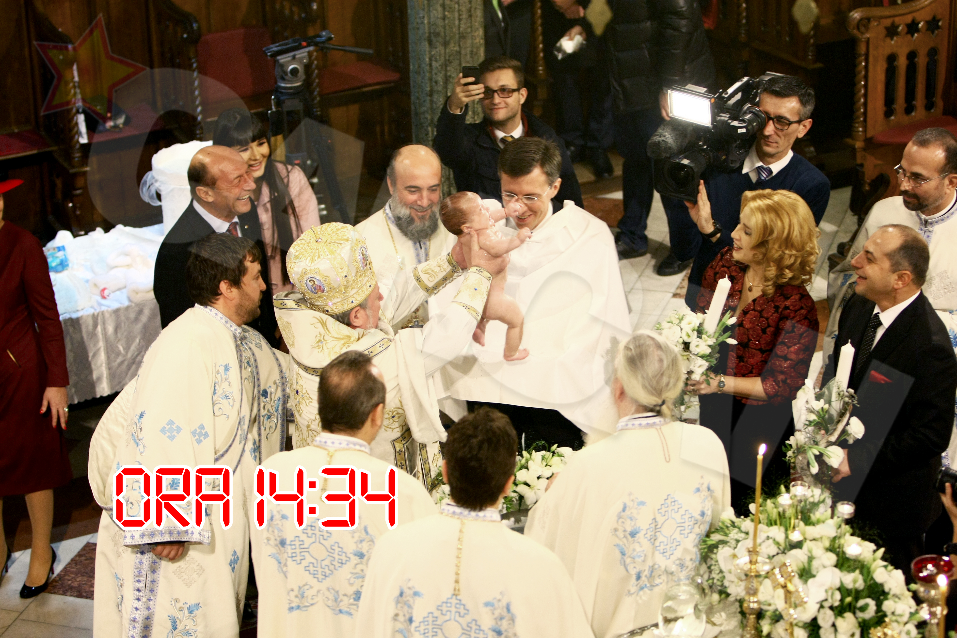 Fetita a plans doar atunci cand a fost scufundata in apa