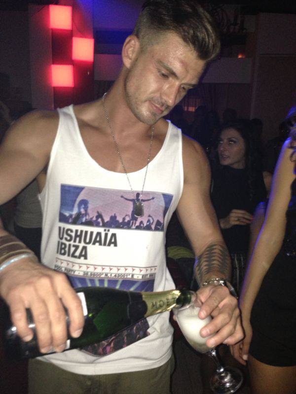 Vladau este unul dintre cei mai atragatori barbati, din showbiz