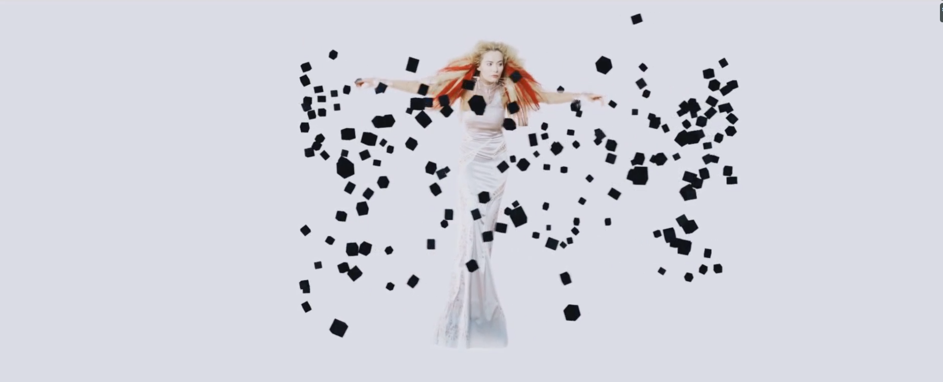 Laura joaca rolul unei vrajitoare moderne