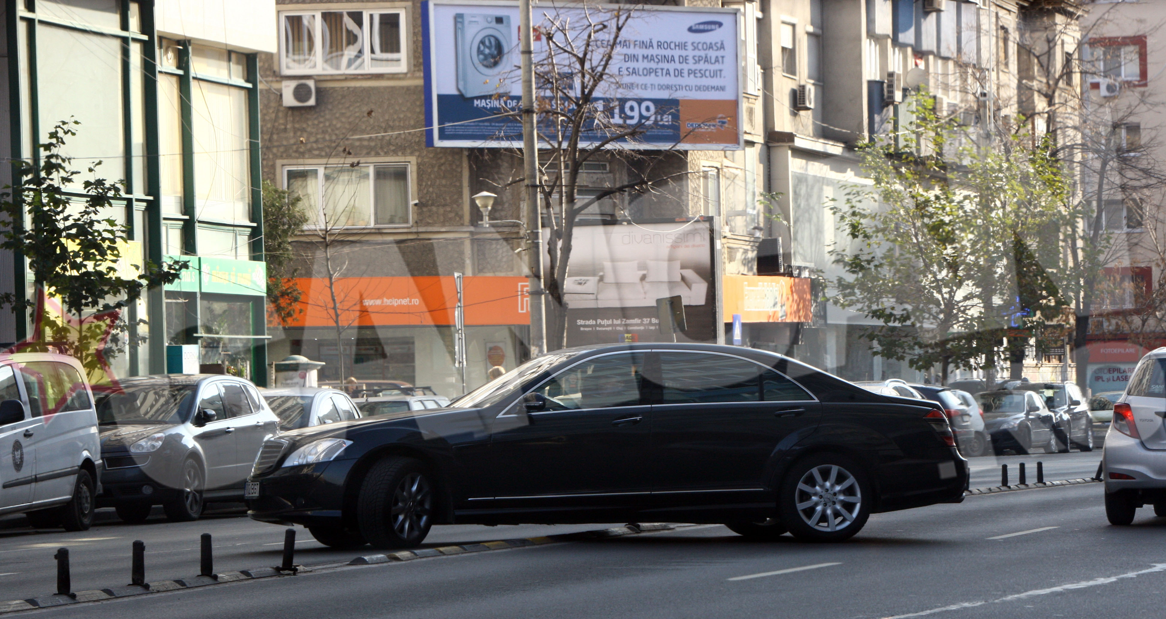 Soferul a facut-o lata la plecare: a intors pe linie continua