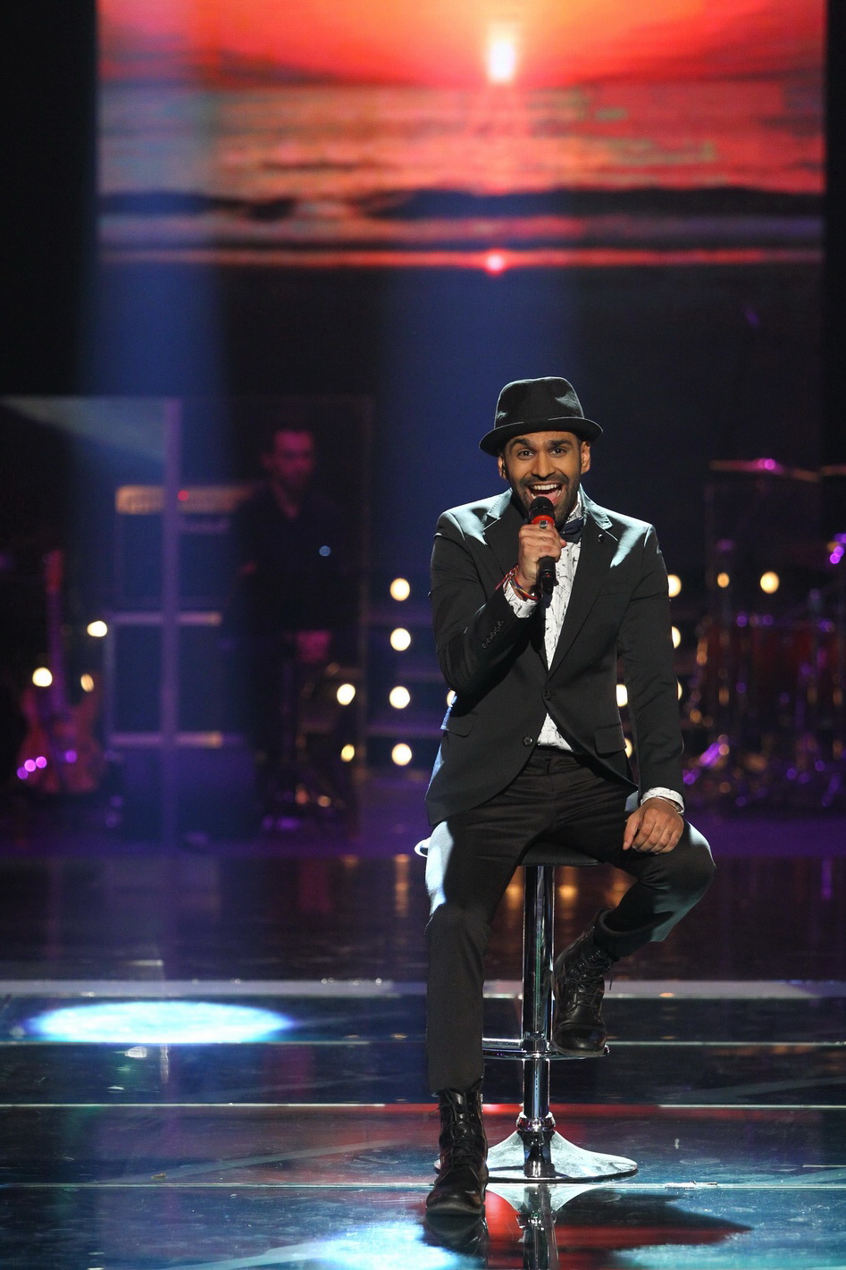 Sambata, Muneer se lupta pentru un loc in marea finala de la 