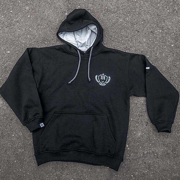 Hanoracul B.U.G Mafia costa 120 de lei