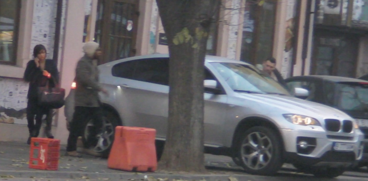 Inna a mers cu masina fostul ei iubit si impresar