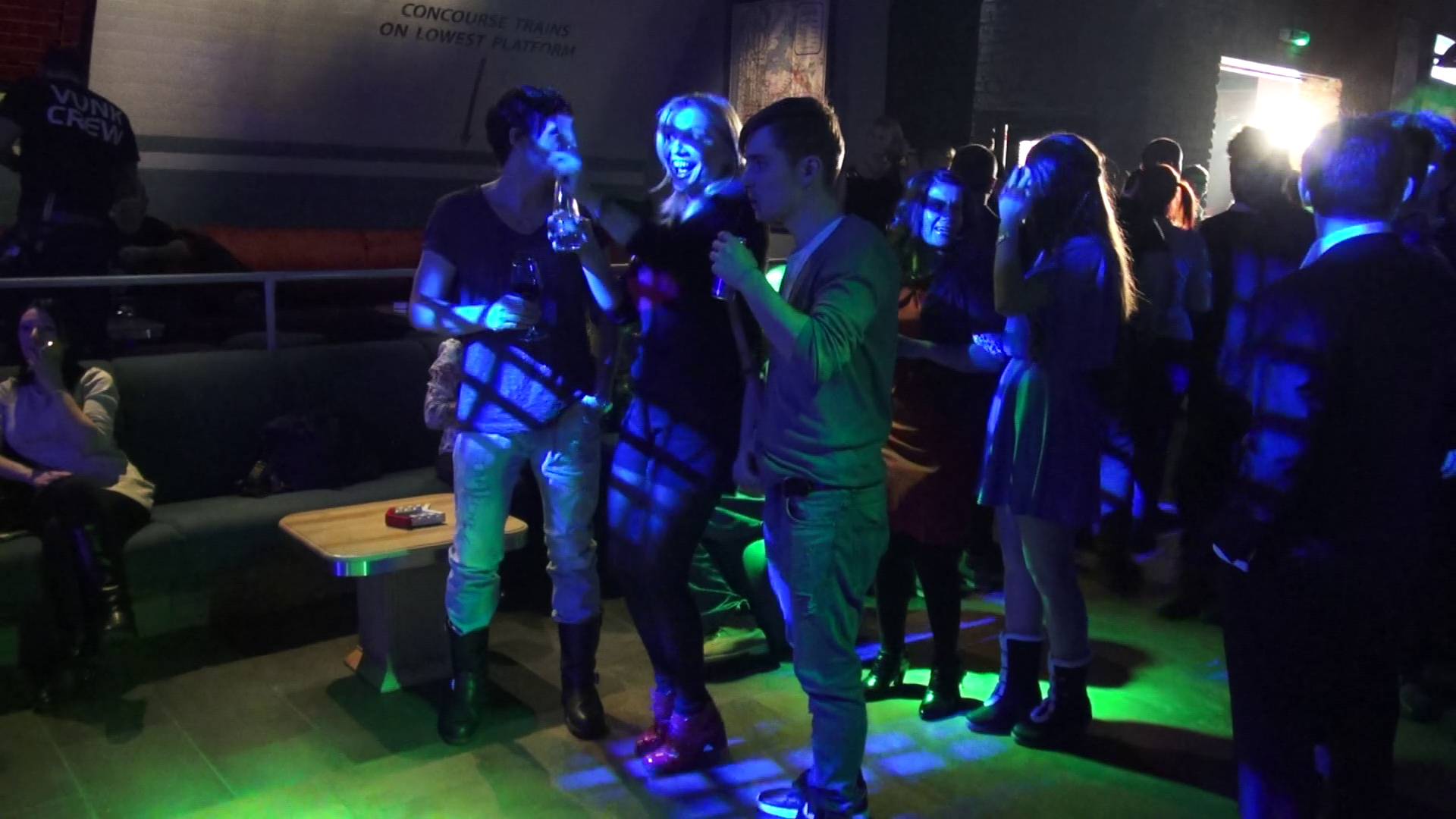 Cristina si iubitul ei s-au distrat alaturi de Andrei Leonte