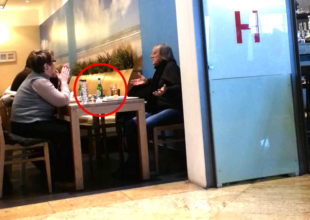 Artistul sustine ca respecta regimul impus de medici