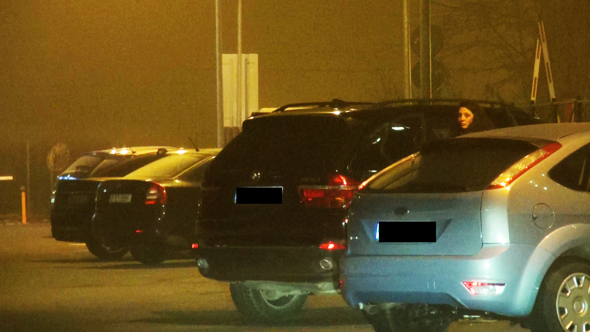 Claudia si Paula ajung acasa