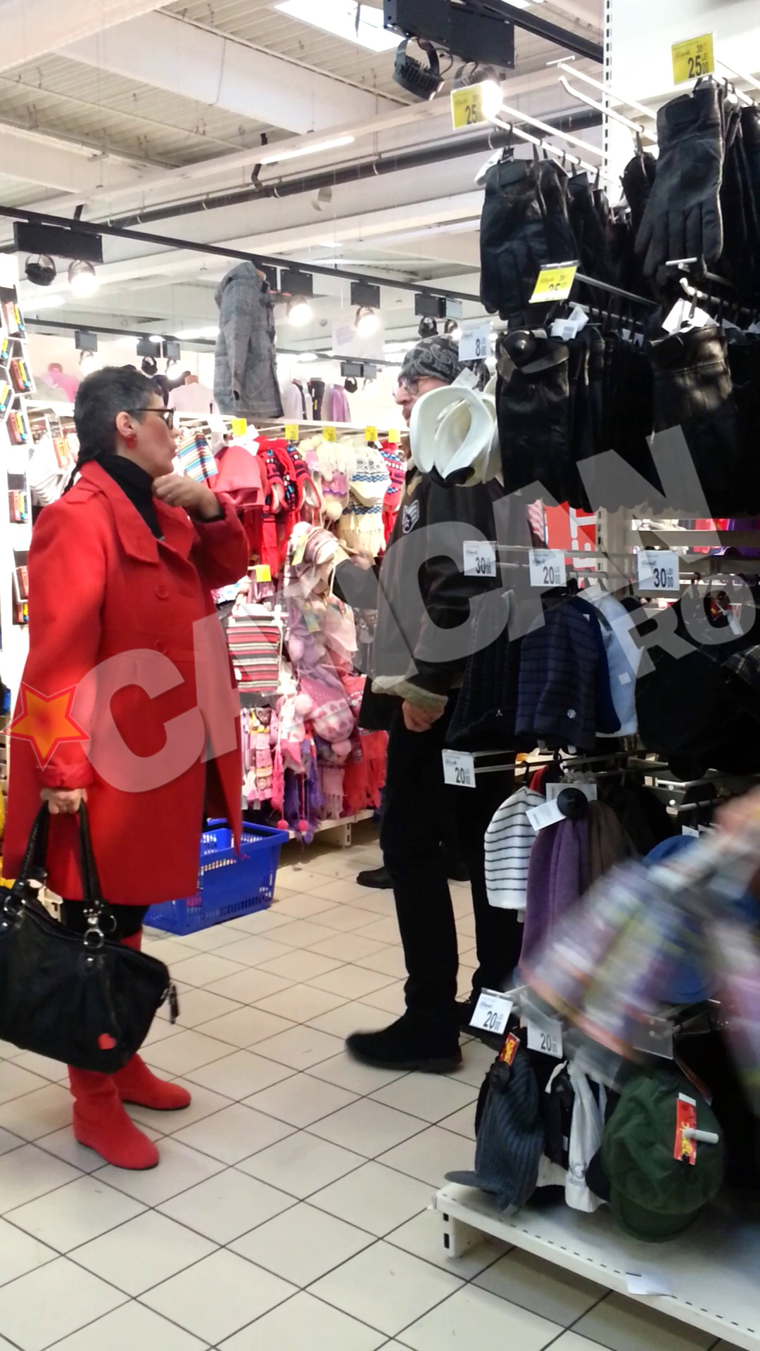 Cei doi soti s-au retras pentru a negocia