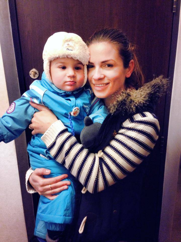 Cantareata este foarte fericita de cand a devenit mamica si petrece foarte mult timp alaturi de Mihai, fiul ei