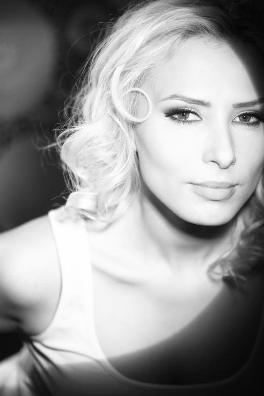 Iulia Vantur le-a multumit din suflet parintilor